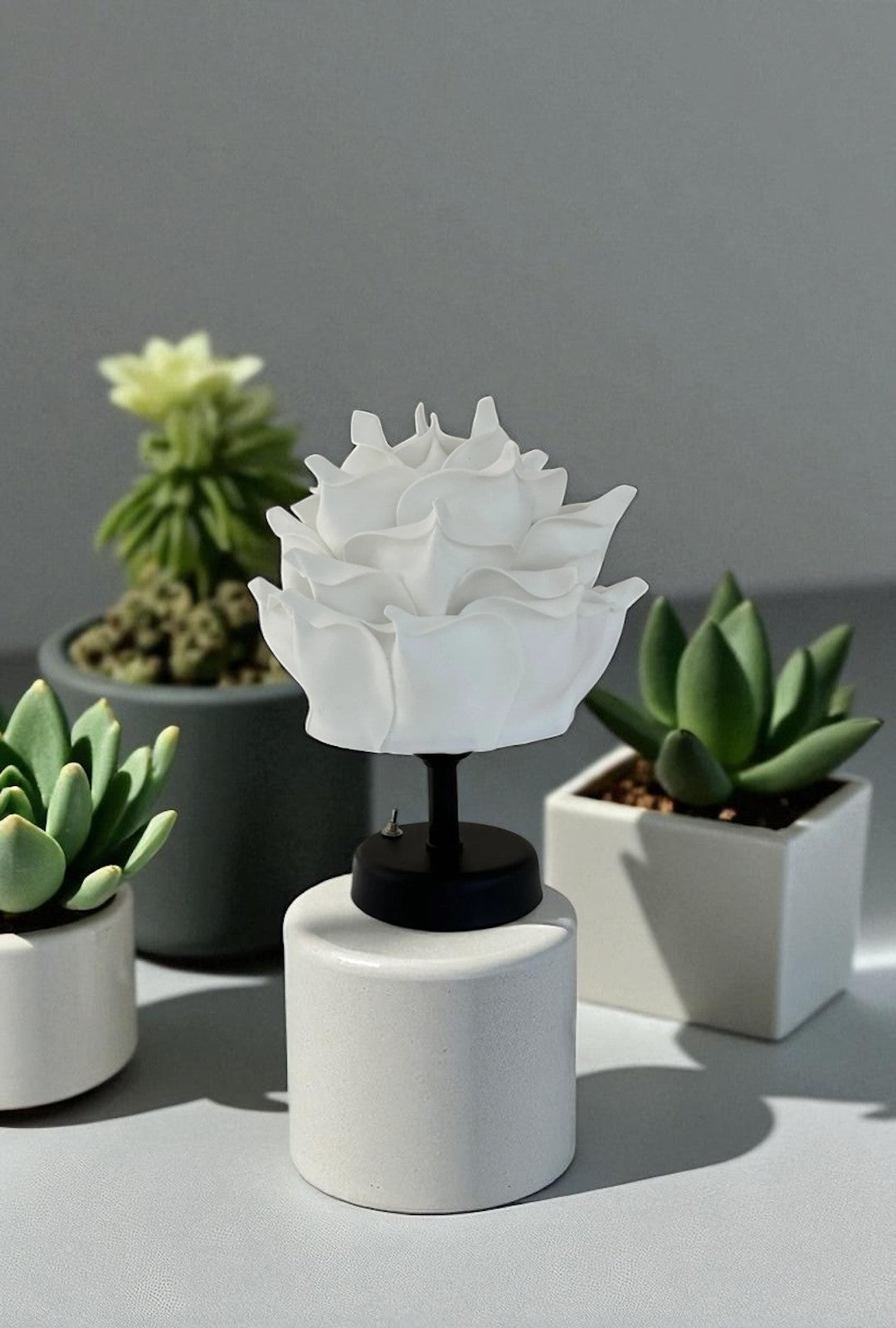 Beyaz EVA Tasarım Kablosuz Masa Lambası Siyah, Dekoratif LED Abajur